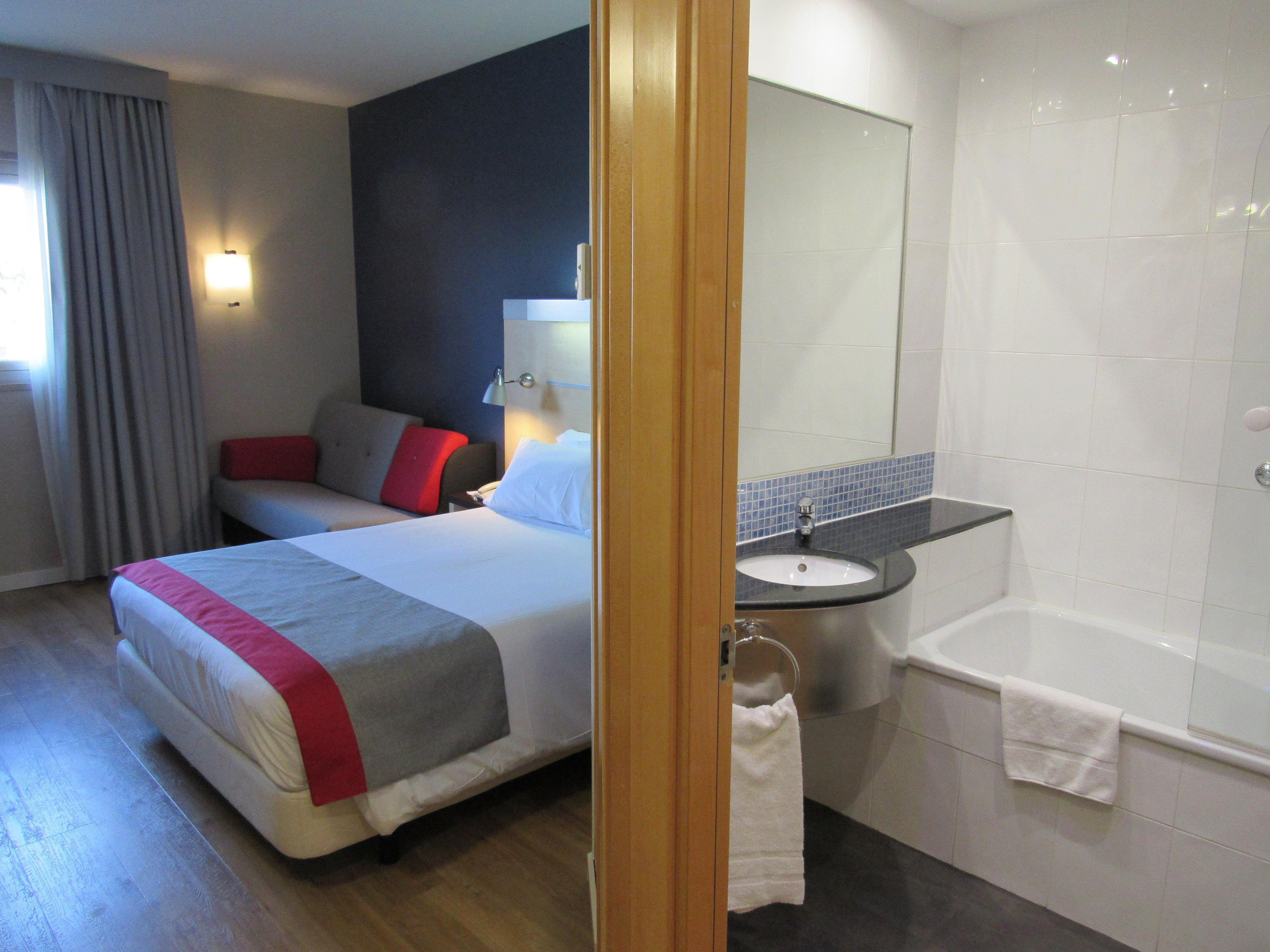 Holiday Inn Express Valencia Bonaire By Ihg Aldaia Exterior foto
